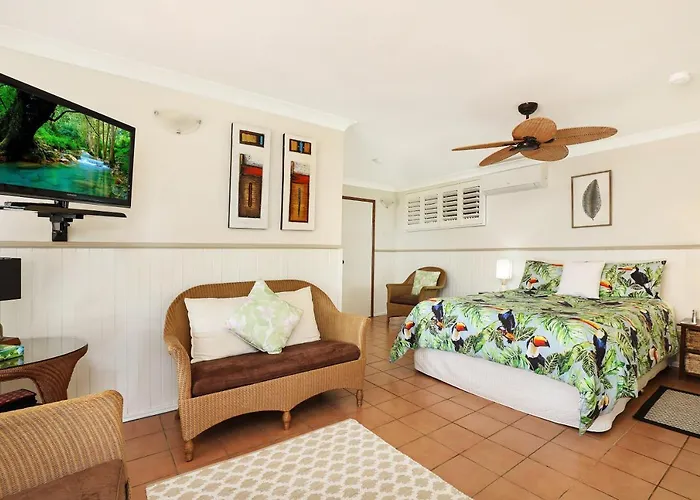 Avocado Grove Bnb